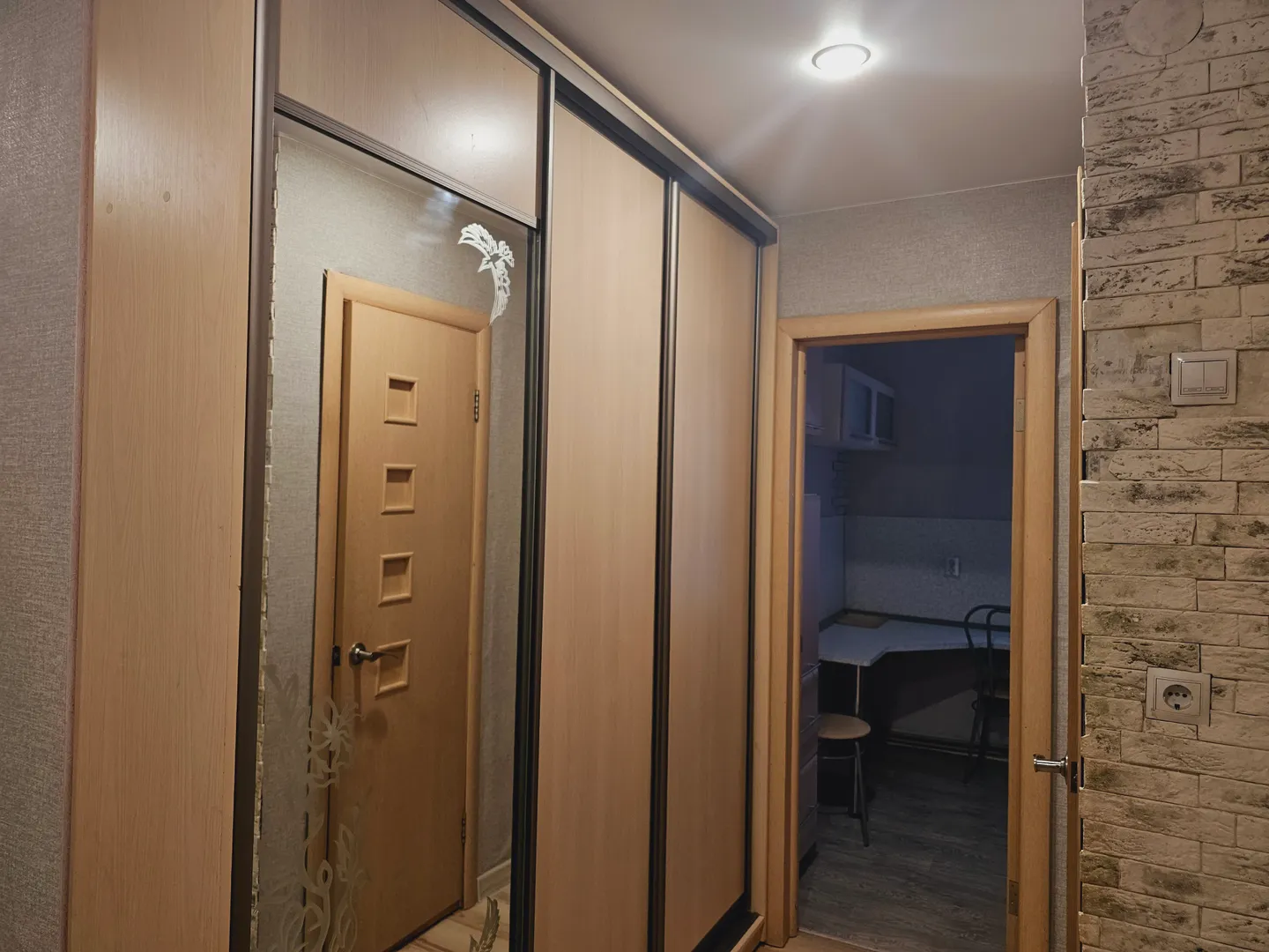 "Комфортная для большой семьи" 2х-комнатная квартира в Богородске - фото 7