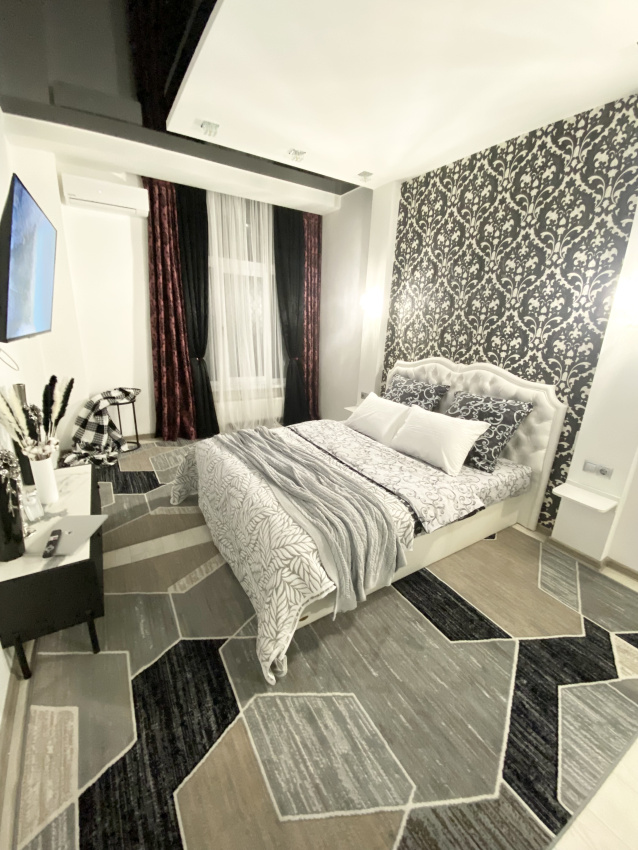"BLONJI-NYAR (Белое-Черное)" 1-комнатная квартира в Симферополе - фото 16