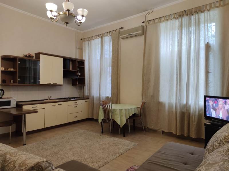 2х-комнатная квартира Нахимова 7 в Севастополе - фото 12