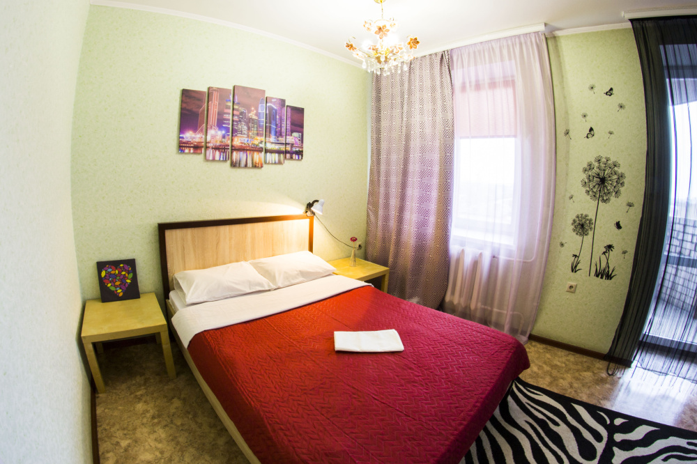 1-комнатная квартира Жукова 144 в Омске - фото 1