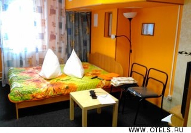 "Orange House" гостиница в Омске - фото 1