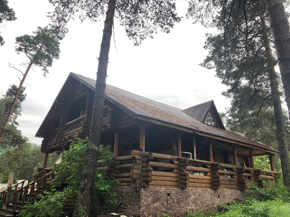 "Три Медведя" гостевой дом в Чемале - фото 1