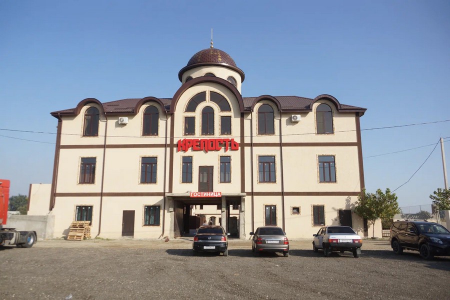 "Крепость" гостиница в Кизляре - фото 1