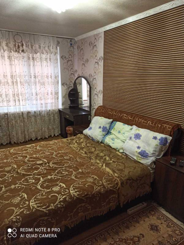 "С Двориком" 2х-комнатная квартира в Николаевке - фото 3
