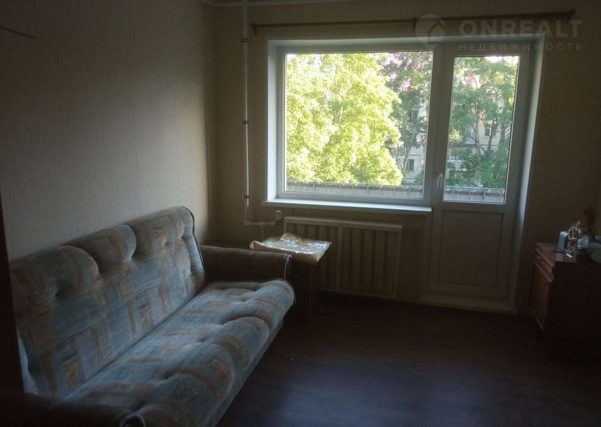 1-комнатная квартира Кирова 79/а в Луге - фото 1