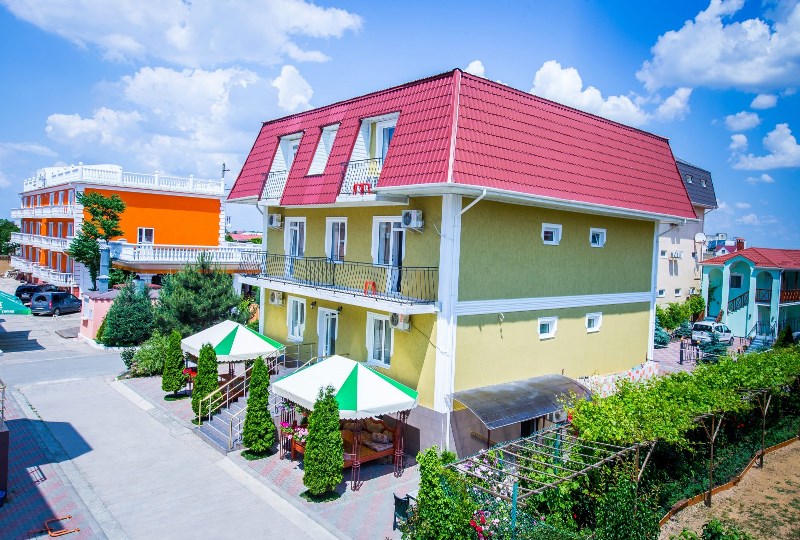 "Алтын" отель в Николаевке - фото 1