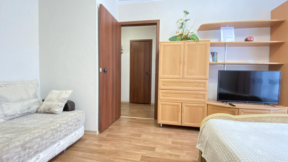 1-комнатная квартира Петра Тарасова 15 в Калуге - фото 6