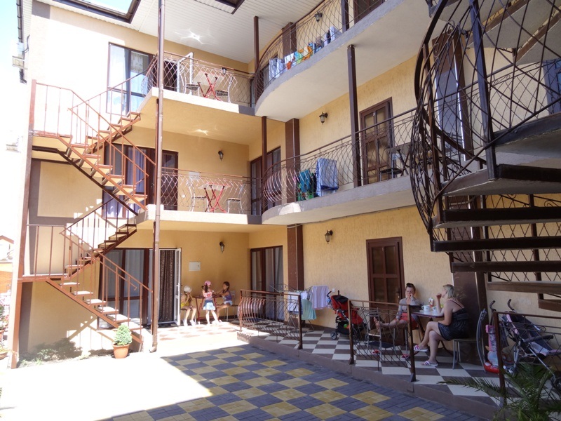 "Катрин" гостевой дом в Джемете - фото 2