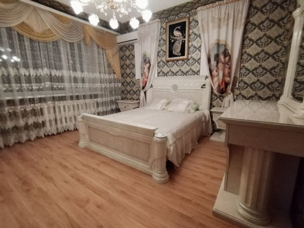 3х-комнатная квартира Полесская 19 в Орле - фото 2