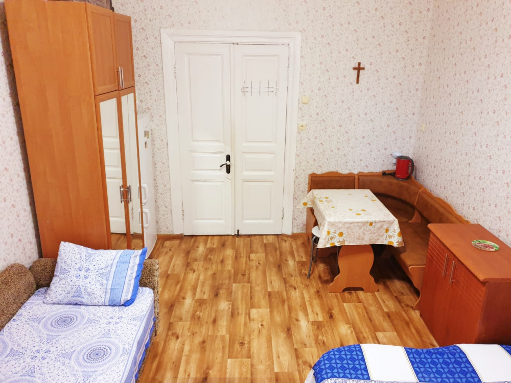 Комнаты Дувановская 13 в Евпатории - фото 13