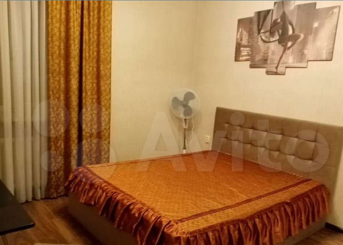 3х-комнатная квартира Солнечный 7 в Тюмени - фото 1