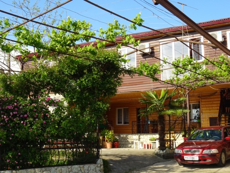 "Диоскурия" гостевой дом в Сухуме - фото 1