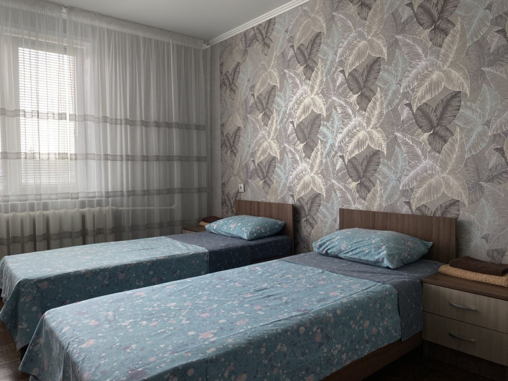 "Марат Home на Герцена 96" 2х-комнатная квартира в Альметьевске - фото 1