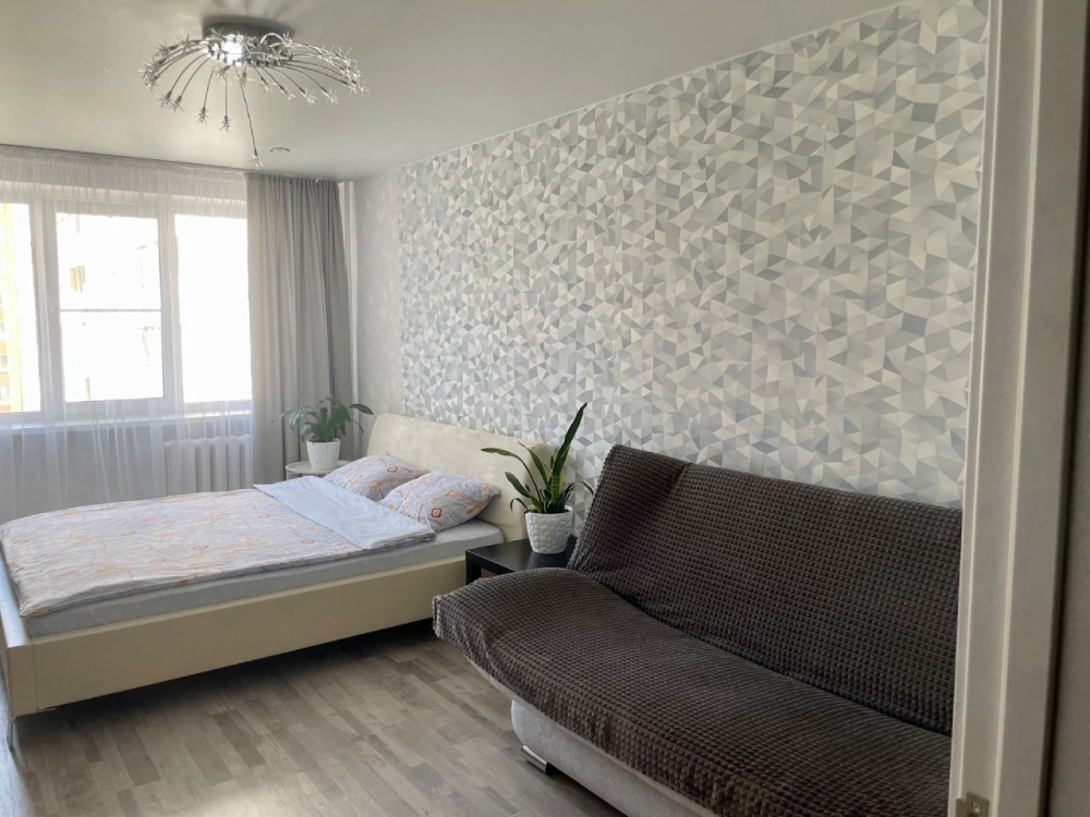 "Светлая и уютная" 1-комнатная квартира в Новочебоксарске - фото 3