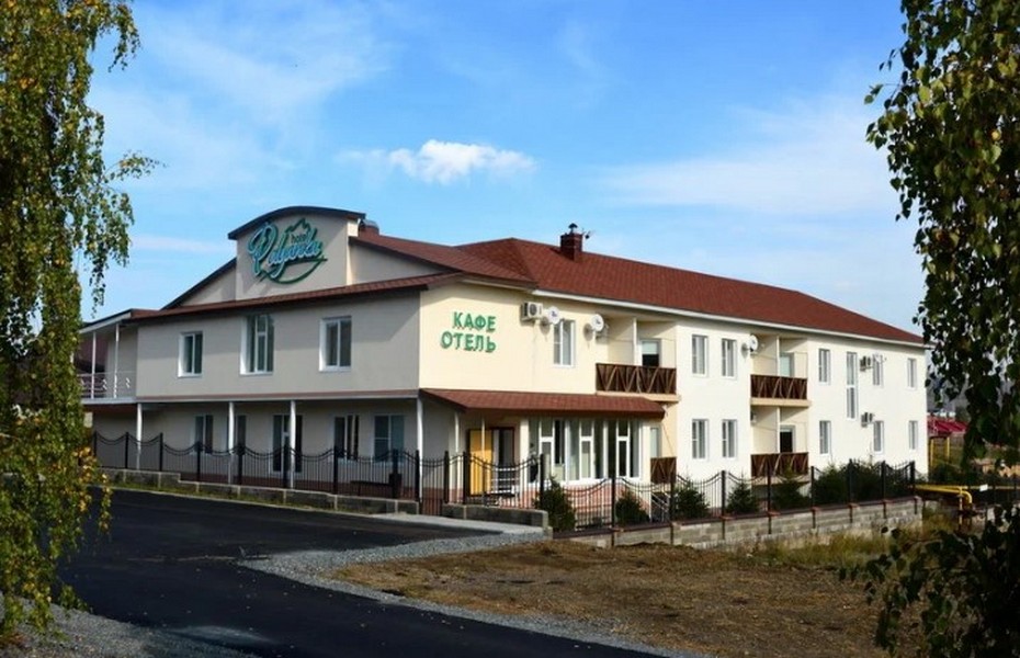 "Polyanka" отель в Зеленой Поляне - фото 1