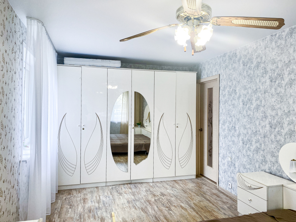 "UNIQUE APART на Мичурина" 3х-комнатная квартира в Кемерово - фото 2
