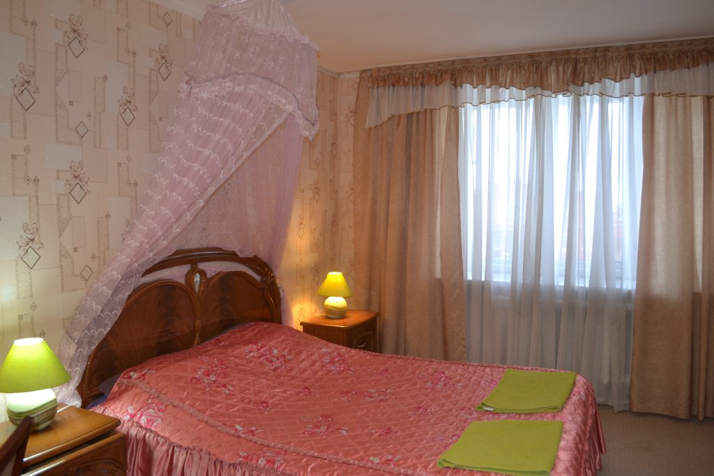 "Липовая Роща" гостевой дом в Ижевске - фото 1