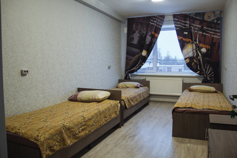 "Автоград" гостиница в Вышнем Волочке - фото 1