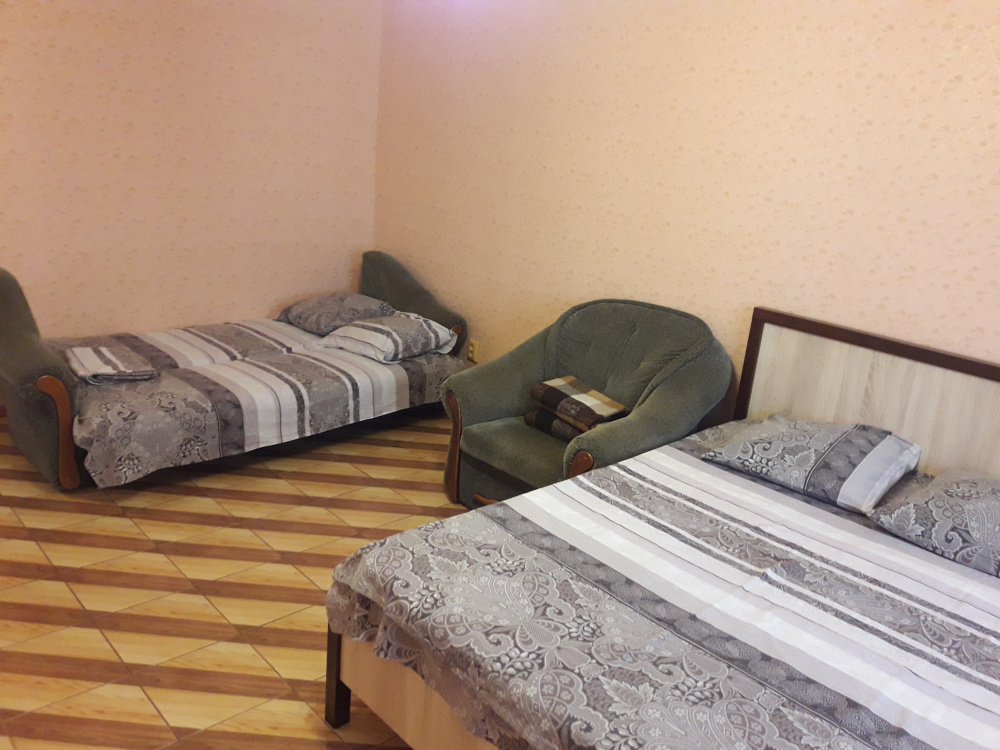 1-комнатная квартира Крымская 86 в Феодосии - фото 1