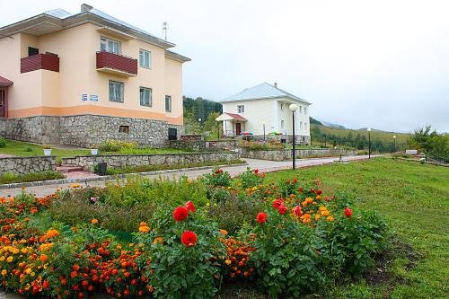 &quot;Солнечная горка&quot; гостевой дом в Белокурихе - фото 1