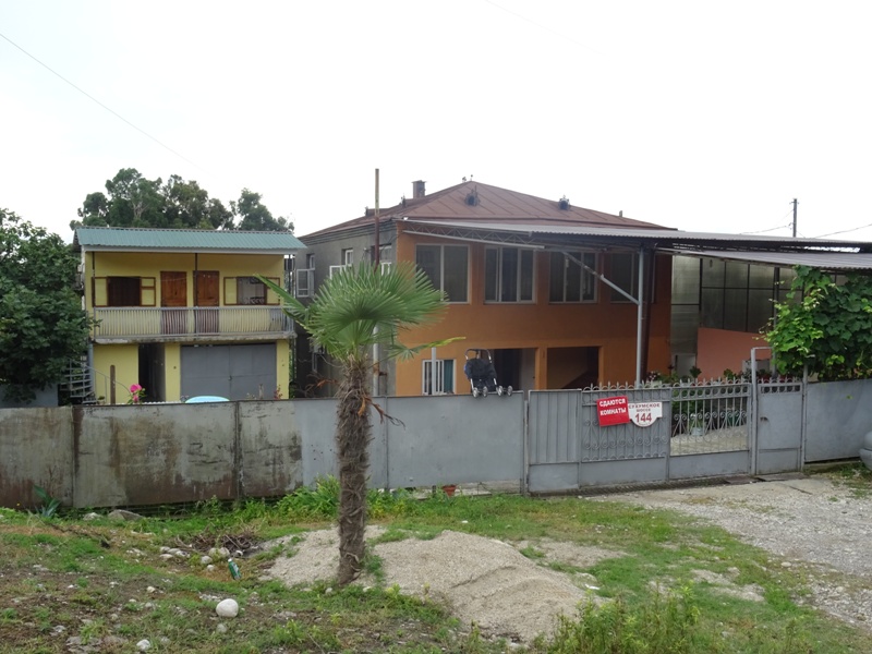 "Эвкалипт" гостевой дом в Новом Афоне, ул. Сухумское шоссе, 144 - фото 1