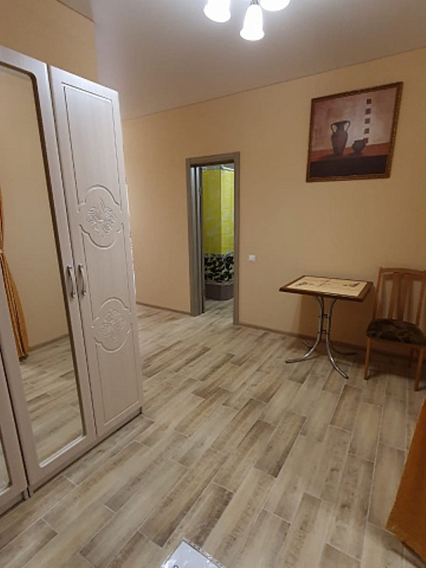 2х-комнатная квартира Черноморская набережная 1-К в Феодосии - фото 22