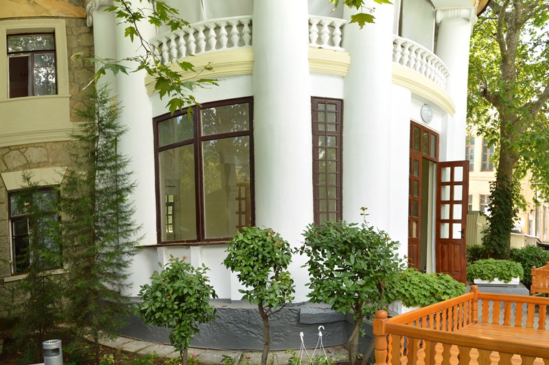 "На Пушкинской" гостевой дом в Ялте - фото 1
