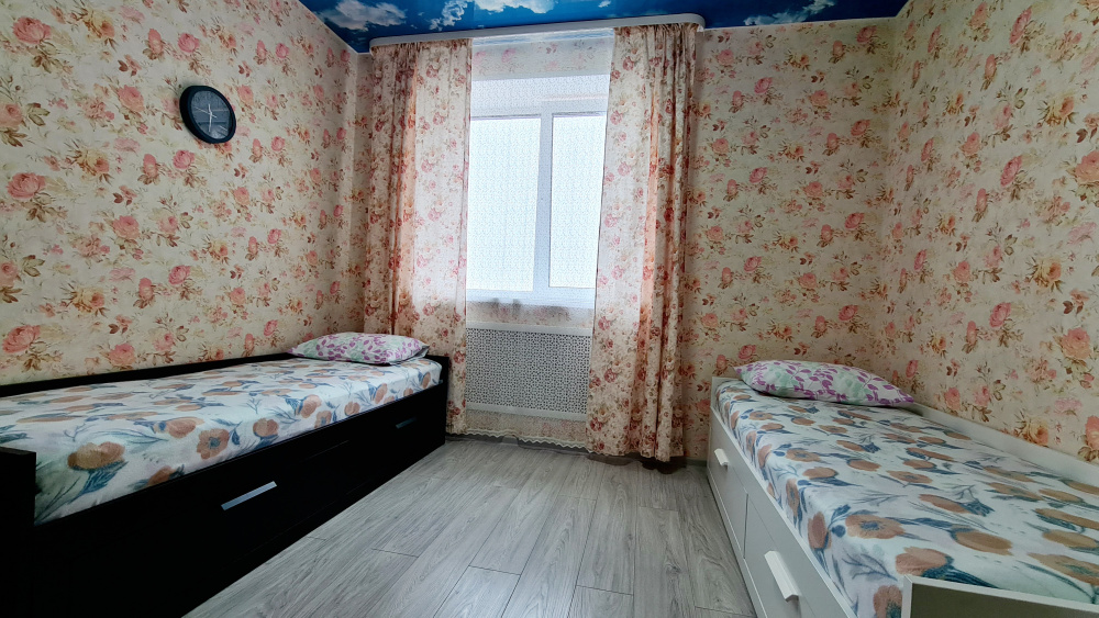 "Солнечный Берег" 2х-комнатная квартира в Ульяновске - фото 1