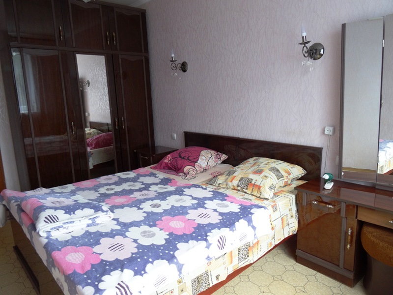 3х-комнатная квартира Старшинова 21 в Феодосии - фото 11