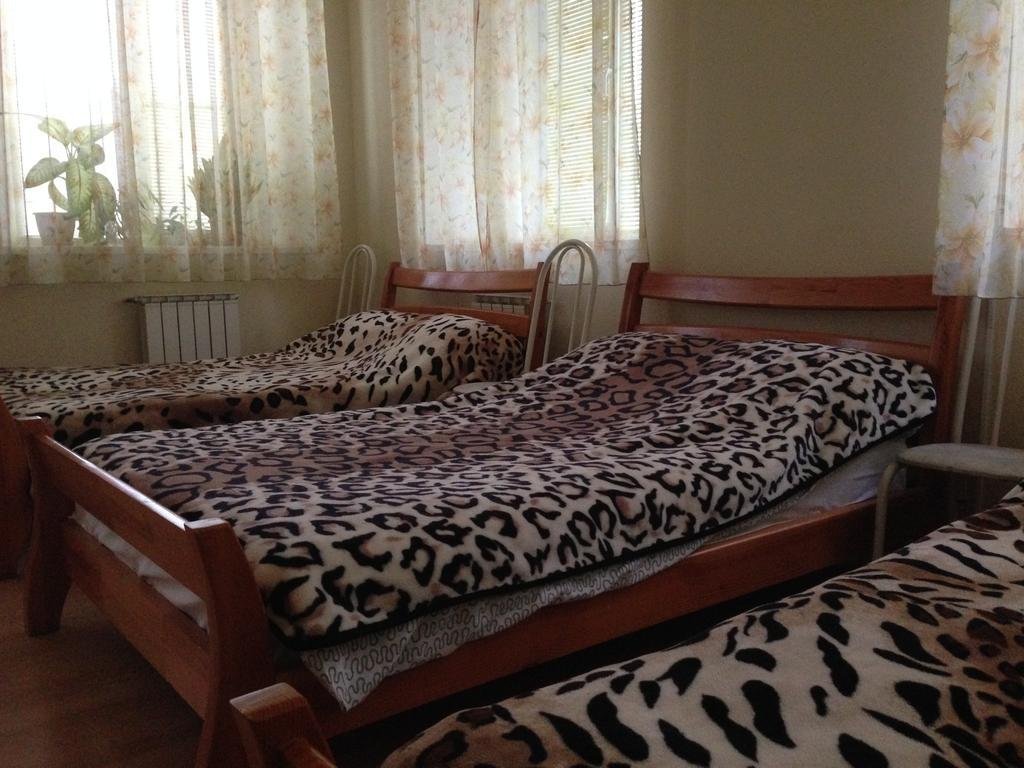 "Дама с собачкой" гостиница в Астрахани - фото 14