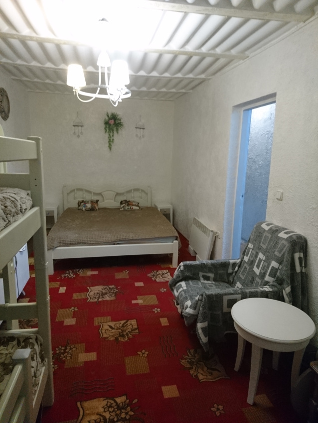 "Астра" 2х-комнатная квартира в Алуште - фото 2