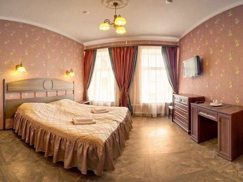 "Аделия" гостевой дом в Санкт-Петербурге - фото 1