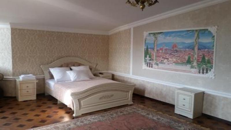 "Старый замок" гостиница в Кисловодске - фото 2