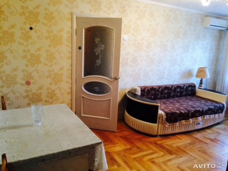 2х-комнатная квартира Грибоедова 21 в Геленджике - фото 5