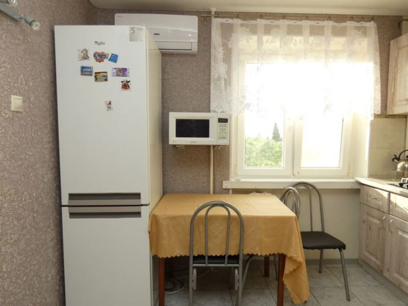 2х-комнатная квартира Грибоедова 25 в Геленджике - фото 2