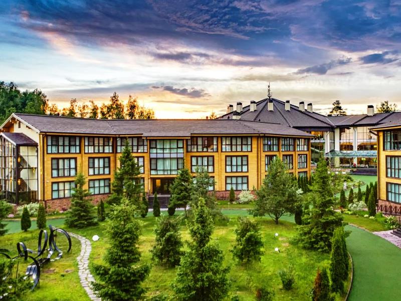 "LES Art Resort" гостиничный комплекс в д. Дороховское (Руза) - фото 1