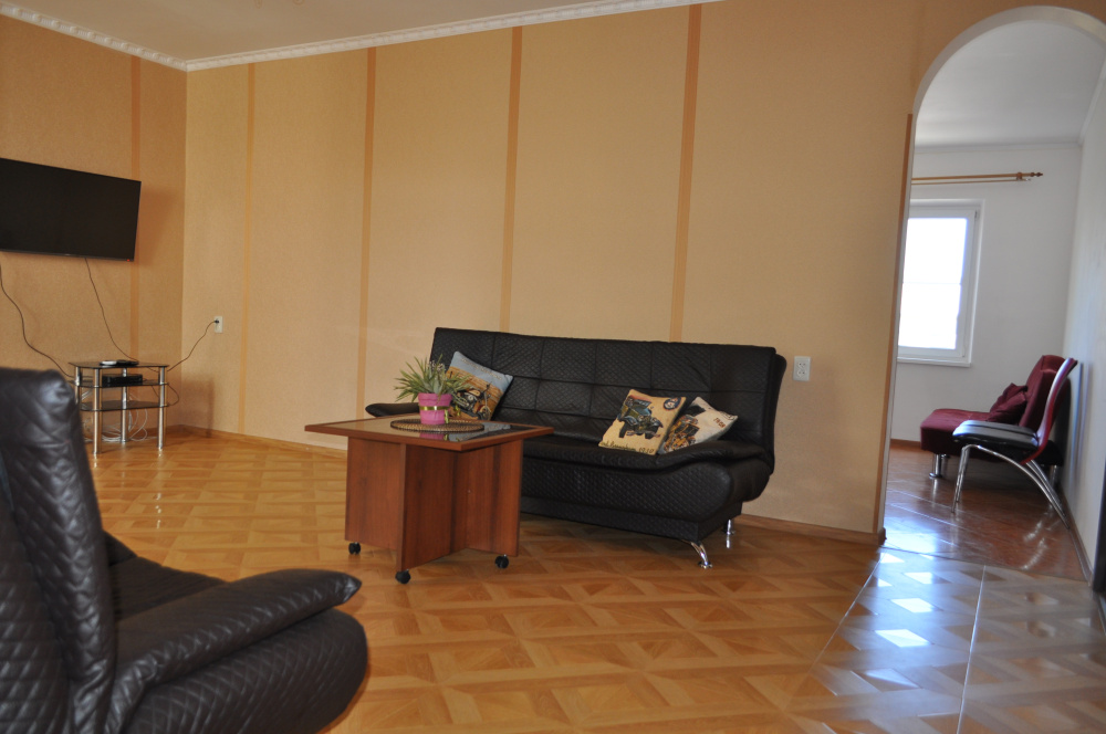 3-комнатная квартира Воронова 11 в Сухуме - фото 9