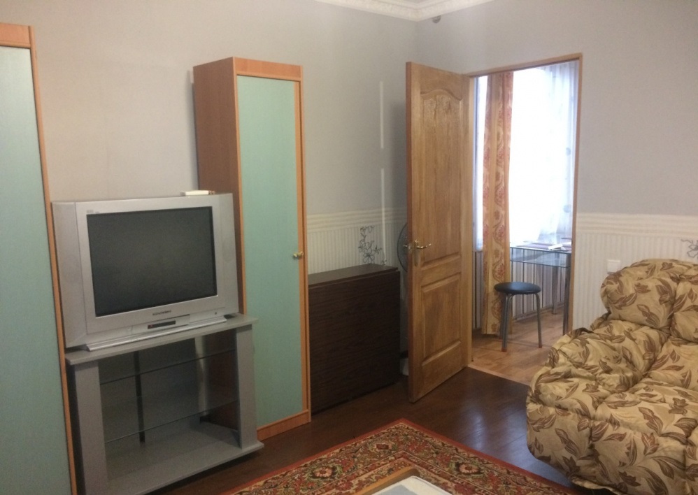 1-комнатная квартира в частном доме Декабристов 23 в Севастополе - фото 8