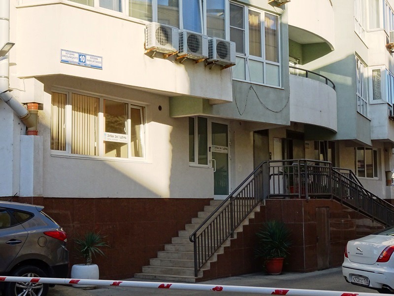 2х-комнатная квартира Богдана Хмельницкого 10 кв 67 в Адлере - фото 4