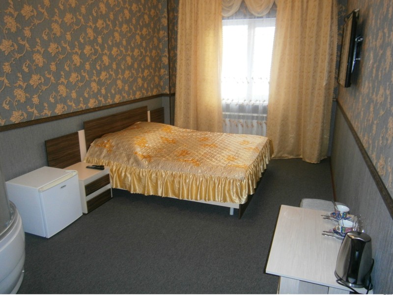 "ЭКОНОМ" гостиница в Сургуте - фото 1