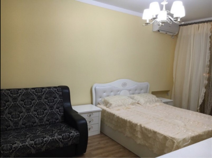 1-комнатная квартира Сахарова 71 в Сухуме - фото 4