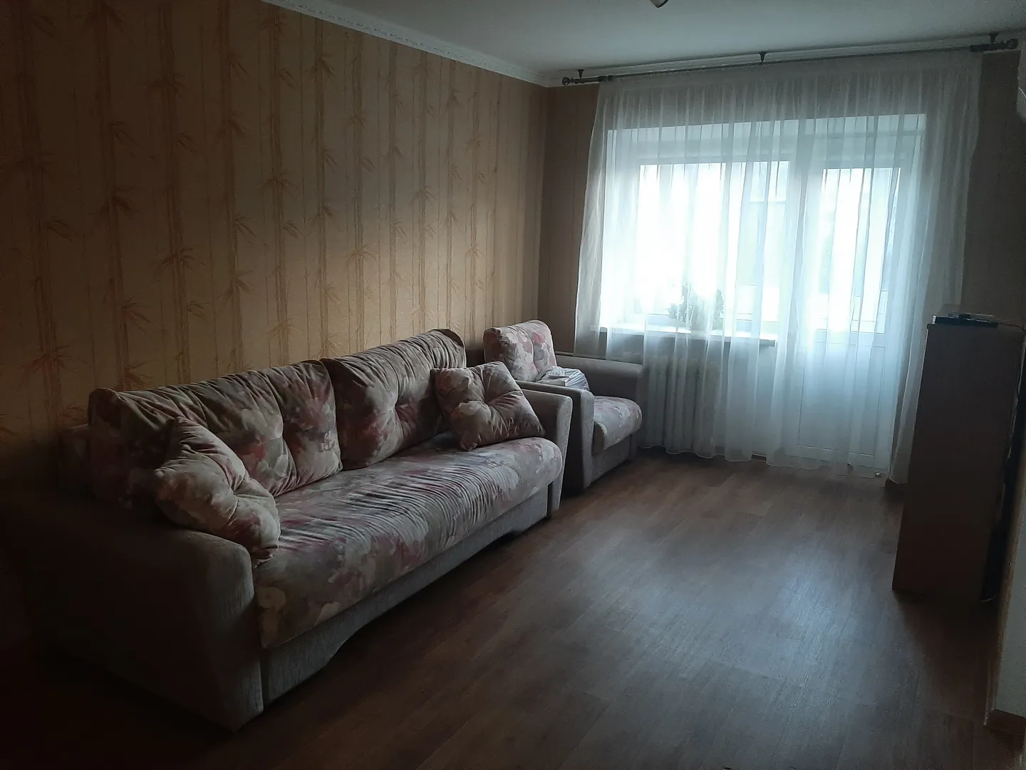 "На Халтурина" 2х-комнатная квартира в Каменск-Шахтинском - фото 2