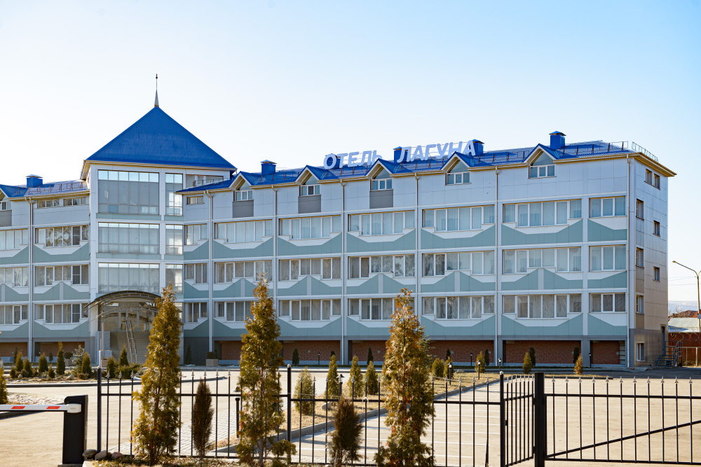 "Лагуна" отель в Кисловодске - фото 1