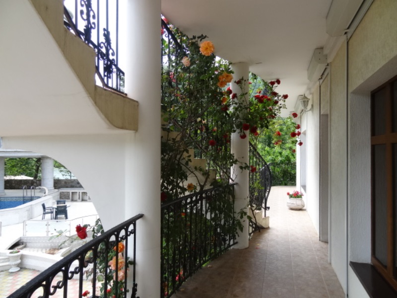 "Английская Роза" гостевой дом в Архипо-Осиповке, ул. Морская, 28 - фото 10