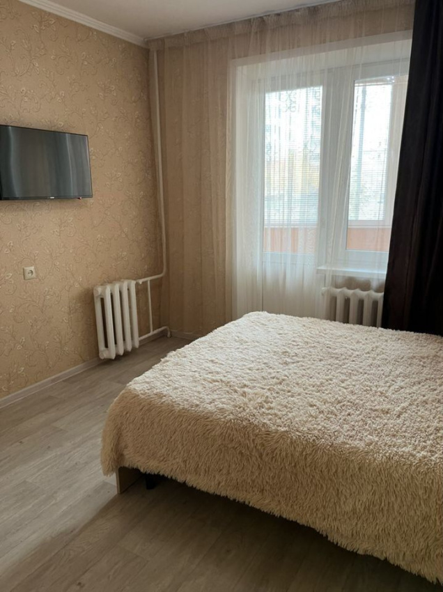 "Современная" 2х-комнатная квартира в Нижнекамске - фото 6