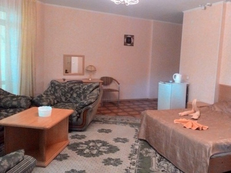 "Полина" мини-гостиница в Геленджикe, ул. Луначарского, 133/22 - фото 15