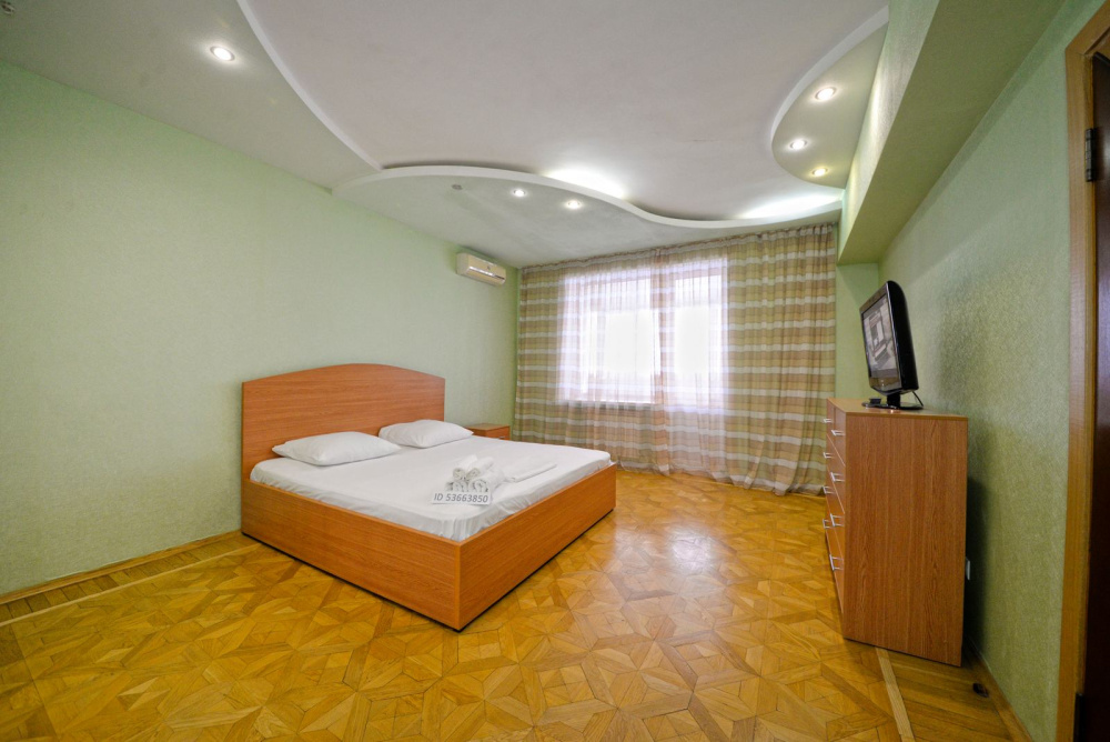 1-комнатная квартира Чуйкова 37 в Волгограде - фото 1