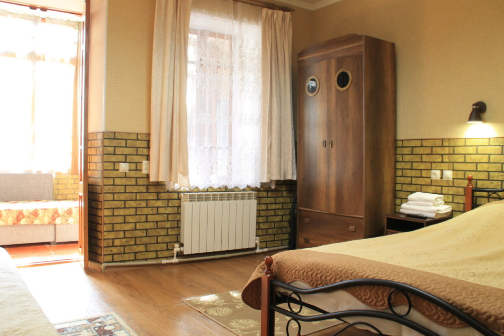 2х-комнатная квартира Красноармейская 18 в Кисловодске - фото 2