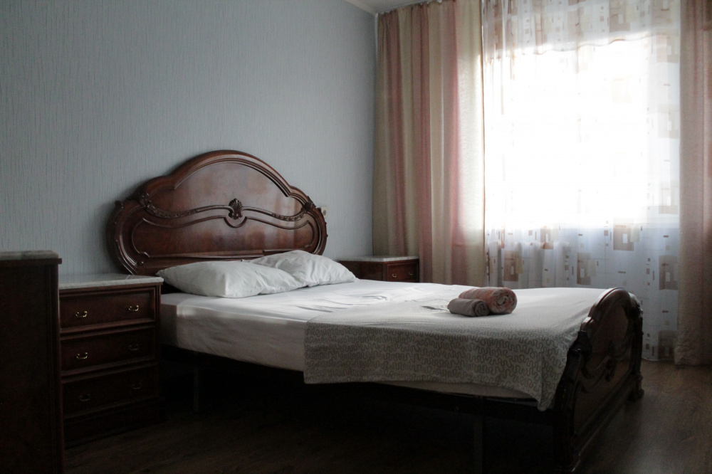 2х-комнатная квартира Красных Зорь 2 в Тюмени - фото 5