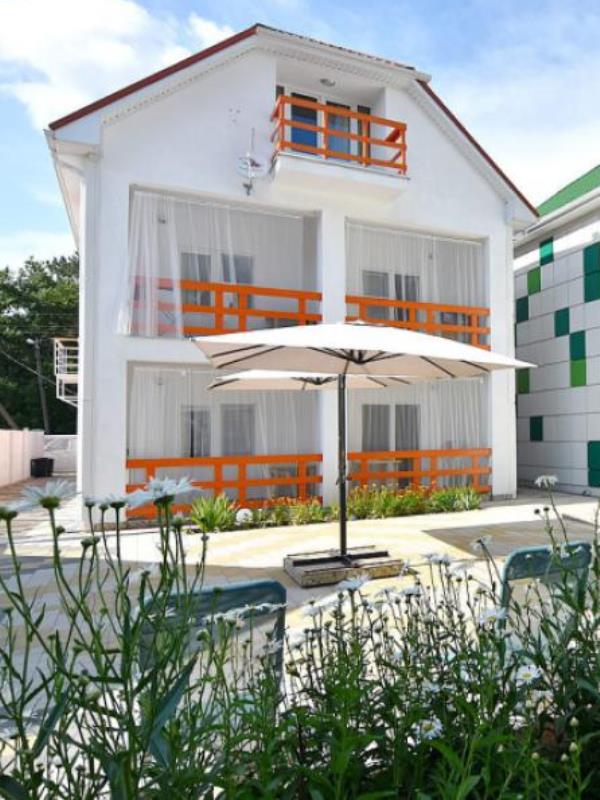 "Апельсин" гостевой дом в Береговом - фото 1